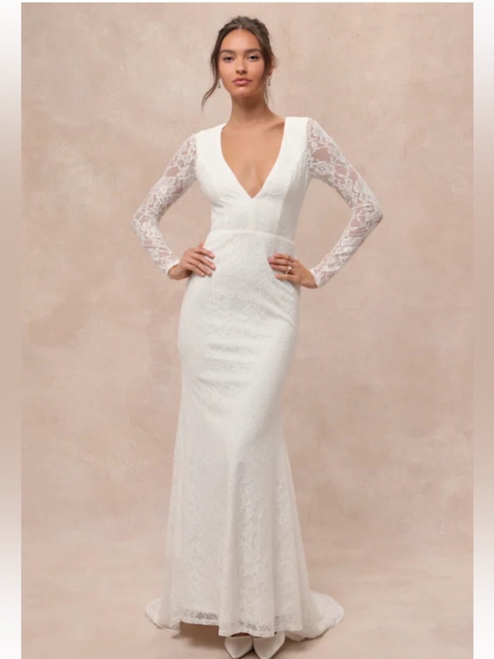NWT Lulus Elegant V-Neck Long Sleeve Lace Wedding Dress in White
